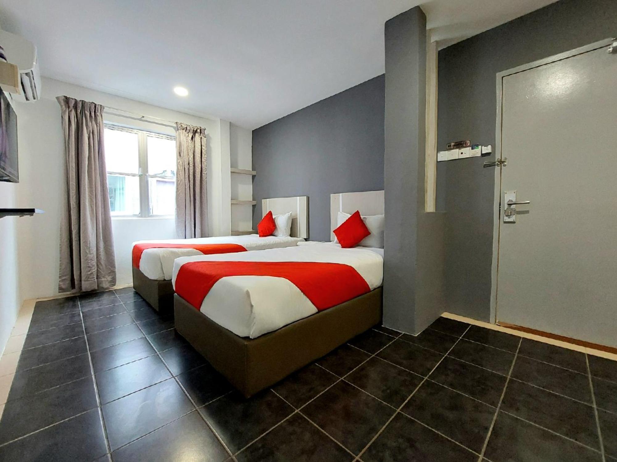 Good2Stay Budget Hotel L Lift L Coway Water L Wifi6 L Laundromat Malacca Екстериор снимка